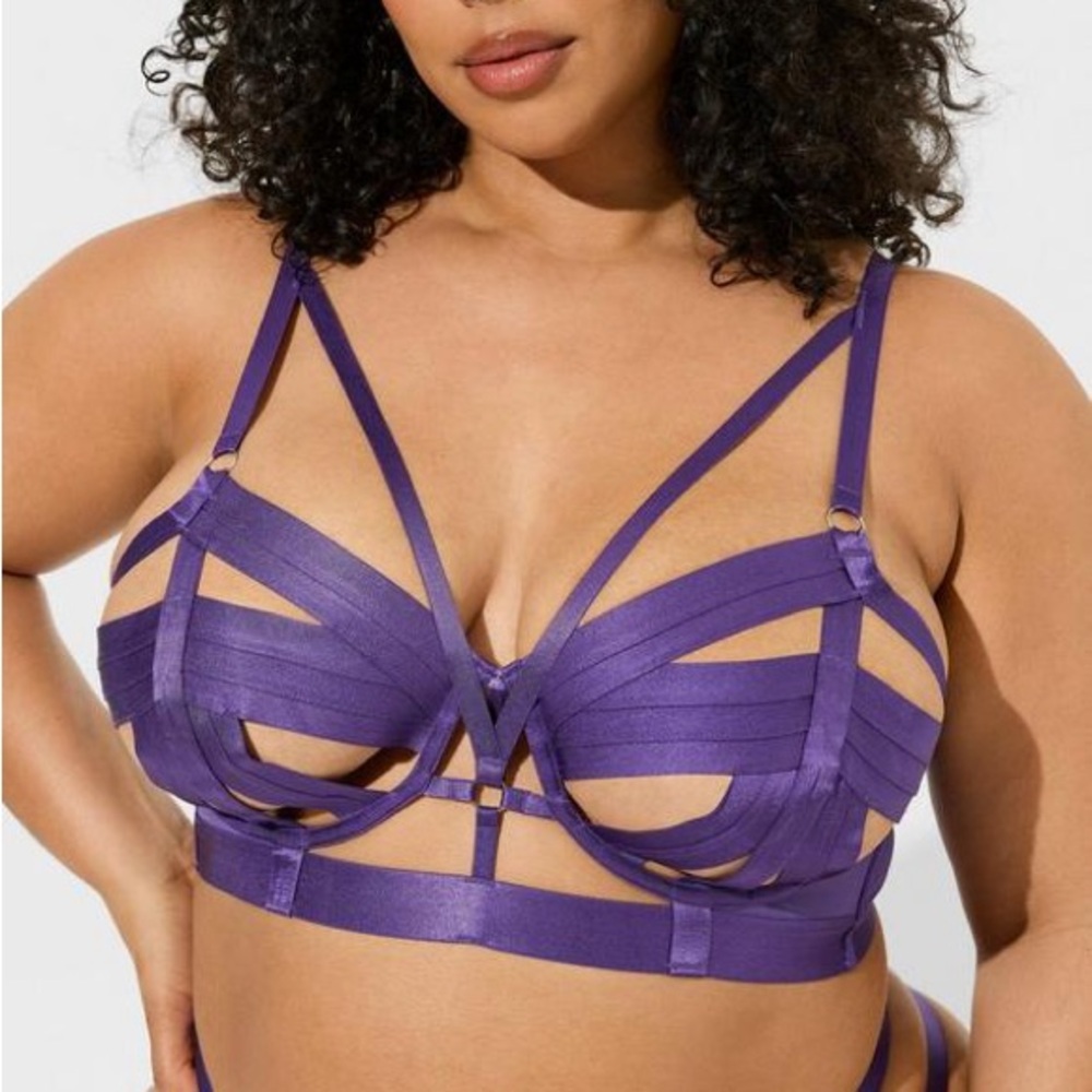Torrid Strappy Bra 1X